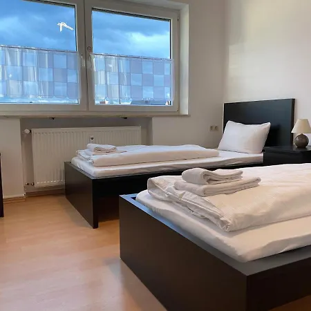 Apartament Sad141 - Helle Monteurwohnung Mit Balkon In *