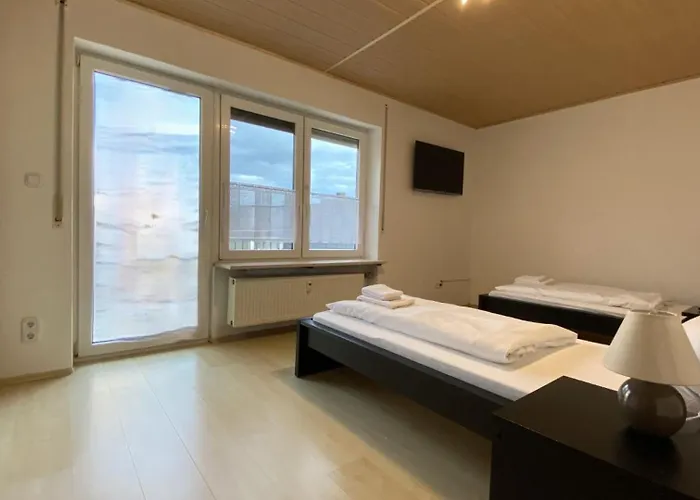 Sad141 - Helle Monteurwohnung Mit Balkon In Apartament Schwandorf